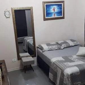 Quarto em Acomodações Particulares Praticidade E Aconchego No Brás ,compras E Lazer, São Paulo